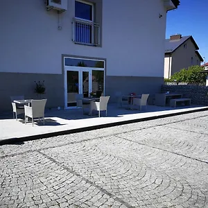 zkontrolujte dostupnost